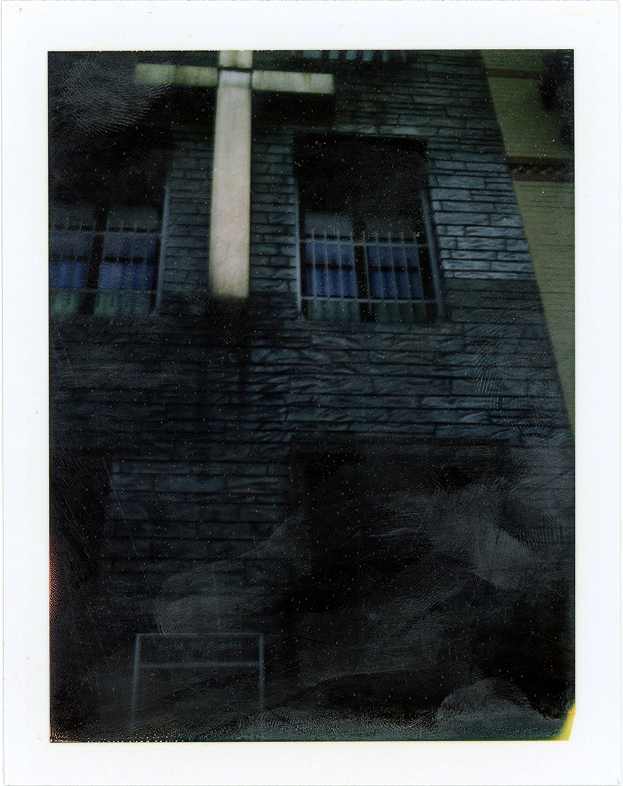06Polaroid025